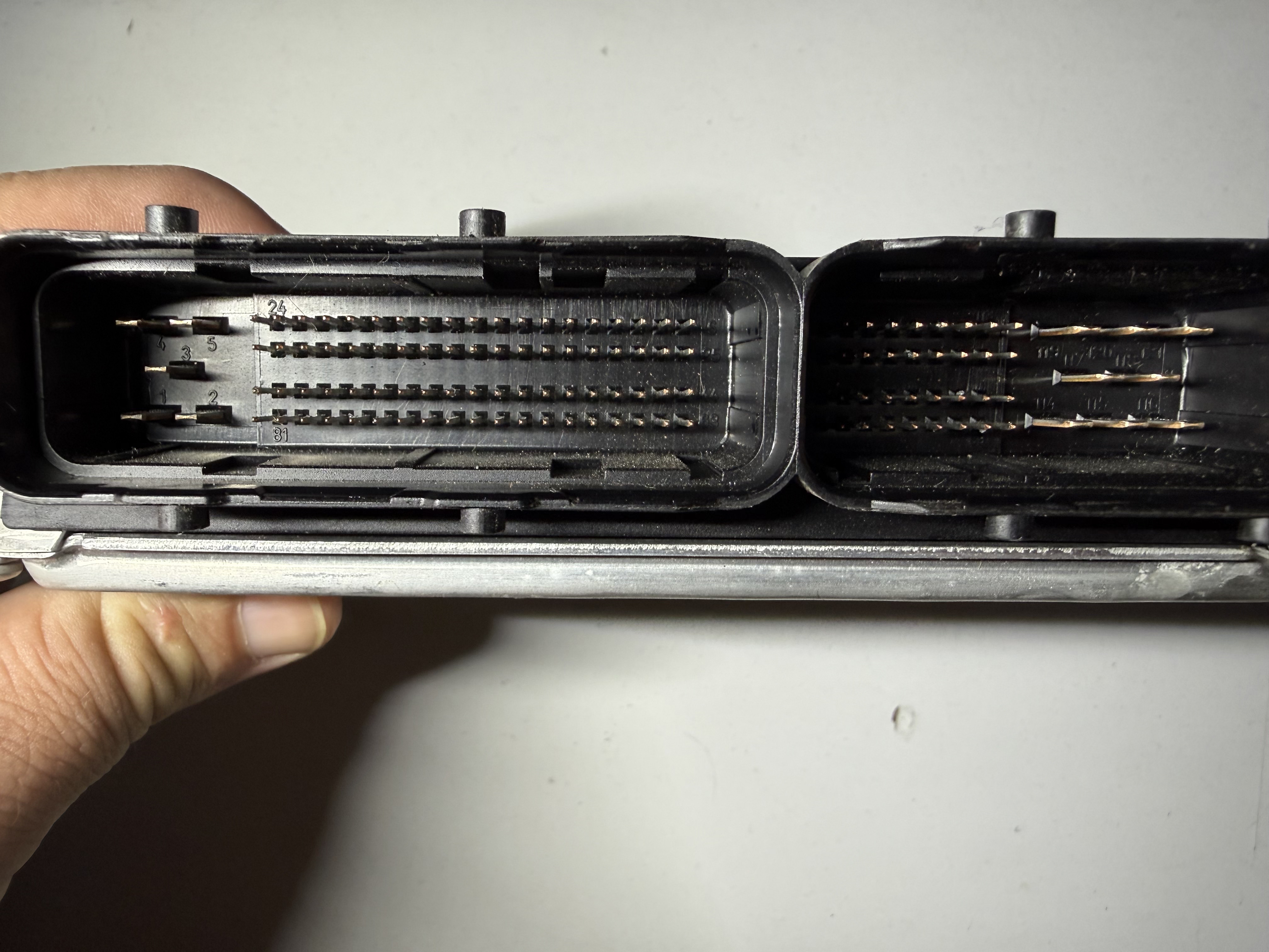 Lancia ECU - 0281011500 - 3